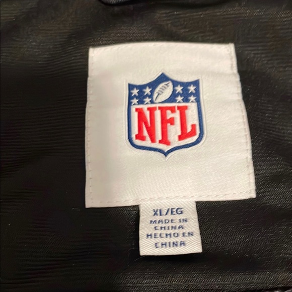 Raiders Coat - Picture 3 of 3